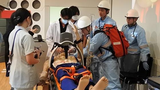 本学ならではの教育プログラム「チーム医療演習」