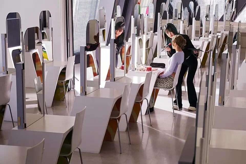 Make-up & Nail メイクアップ・ネイルアーティスト