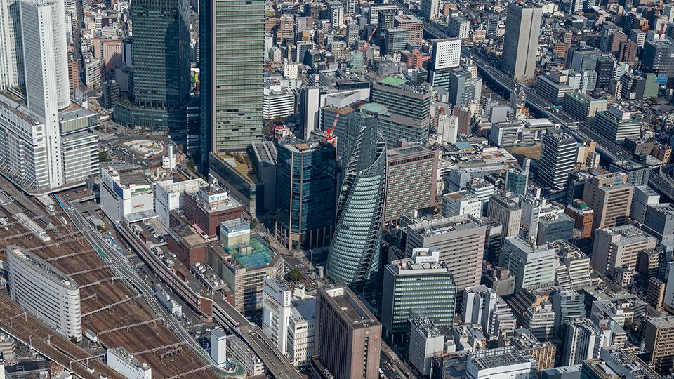 名古屋駅前、徒歩3分。 通いやすい立地で両立も楽ラク。