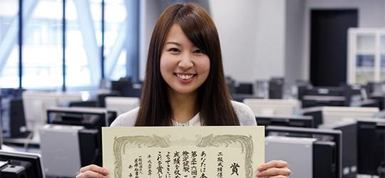 就職に有利！医療秘書として実践的な５つの資格取得に向け徹底的に指導。