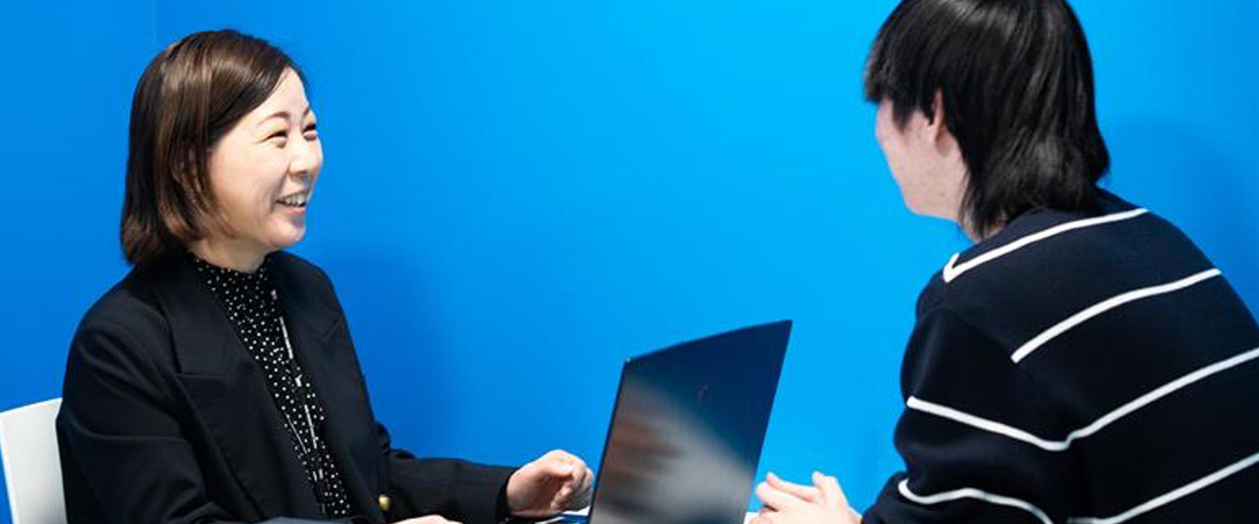 独自の就職支援システム