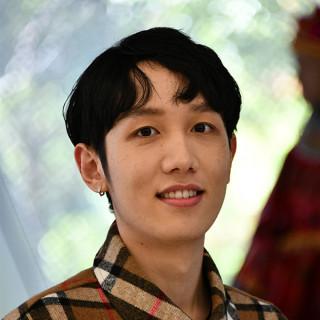 銭 靖