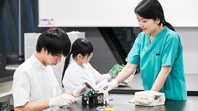 4年制だから基礎から学べる！