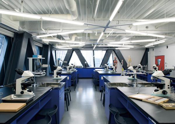 基礎医学実習室