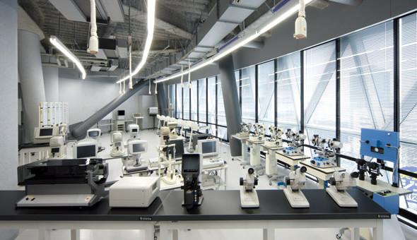 視能訓練室（明室）