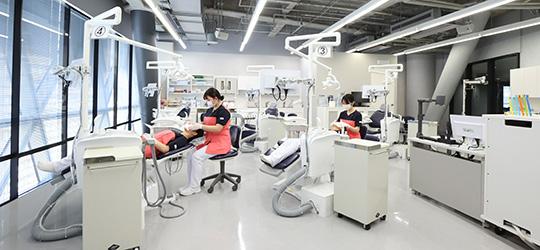質の高い授業を実現する “最先端の設備を導入”