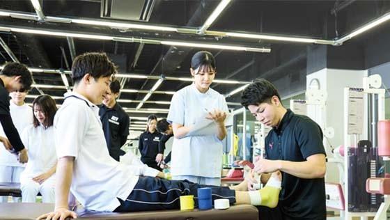 理学療法学科・柔道整復学科とのチーム医療