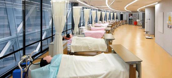 即戦力を育成する充実の施設・設備「基礎看護学演習」