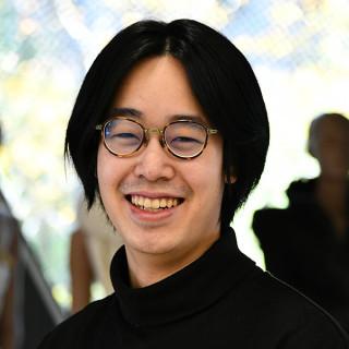 陳 韋志
