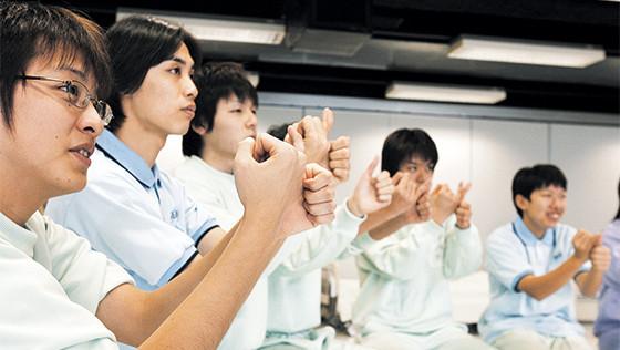 楽しみながら学ぶ「生活支援技術」