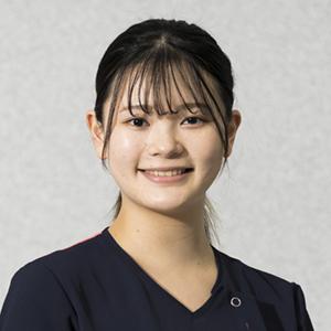 朴　星亜