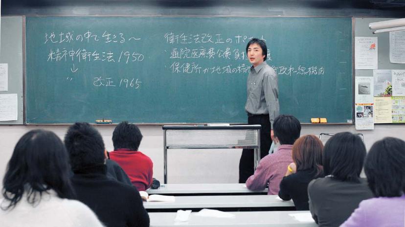 充実の国家試験対策で高い合格実績ポイントを絞った授業を展開