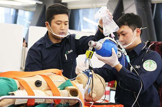 まるで本番のような実践訓練を実施