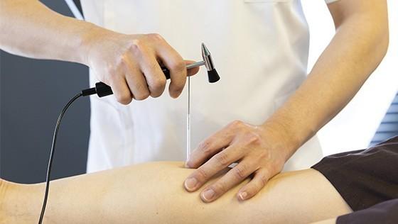 首都医校ならではの「良導絡」の施術も学べる！
