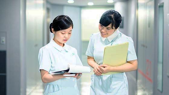 学びや就職・転職を、卒業後もサポート