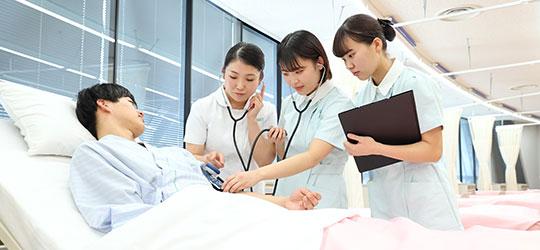 経験豊かな専任教官