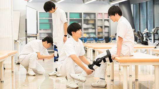 16：20授業開始！ アルバイトや自習、時間を効率よく活用