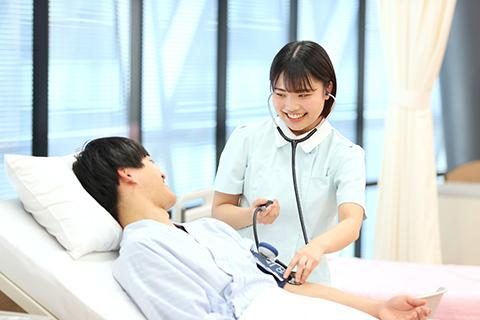 実践看護学科Ⅰ・Ⅱ（昼間部3年制）